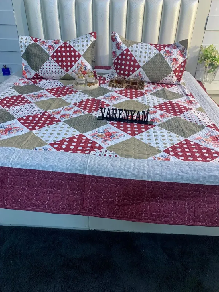 VARENYAM DOUBLE BED QUILTED BEDCOVERS (3 PCS. SET) (Burgundy/Maroon)